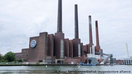 vw:-bαθιά-κρίση-με-απολύσεις-και-κλείσιμο-εργοστασίων