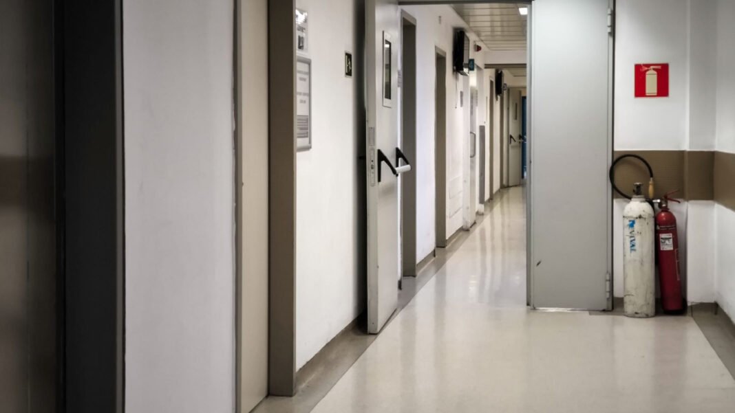 Πολιτική αντιπαράθεση μετά τις δηλώσεις Θεμιστοκλέους για την κατάσταση στο Ε.Σ.Υ- Τι απάντησε ο Πολάκης Πολιτική-αντιπαράθεση-μετά-τις-δηλώσεις-Θεμιστοκλέους-για-την-κατάσταση-στο-ΕΣ.Υ-Τι-απάντησε-ο-Πολάκης