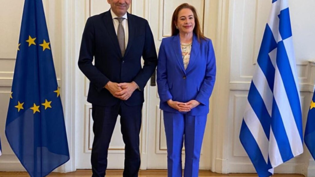 Συνάντηση Γεραπετρίτη με την υποψήφια Γενική Γραμματέα των Ηνωμένων Εθνών María Fernanda Espinosa Συνάντηση-Γεραπετρίτη-με-την-υποψήφια-Γενική-Γραμματέα-των-Ηνωμένων-Εθνών-maria-fernanda-espinosa