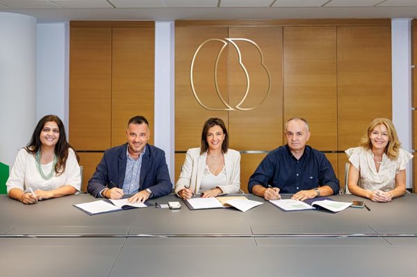 CrediaBank: Υπέγραψε την πρώτη ενιαία Επιχειρησιακή Συλλογική Σύμβαση crediabank:-Υπέγραψε-την-πρώτη-ενιαία-Επιχειρησιακή-Συλλογική-Σύμβαση