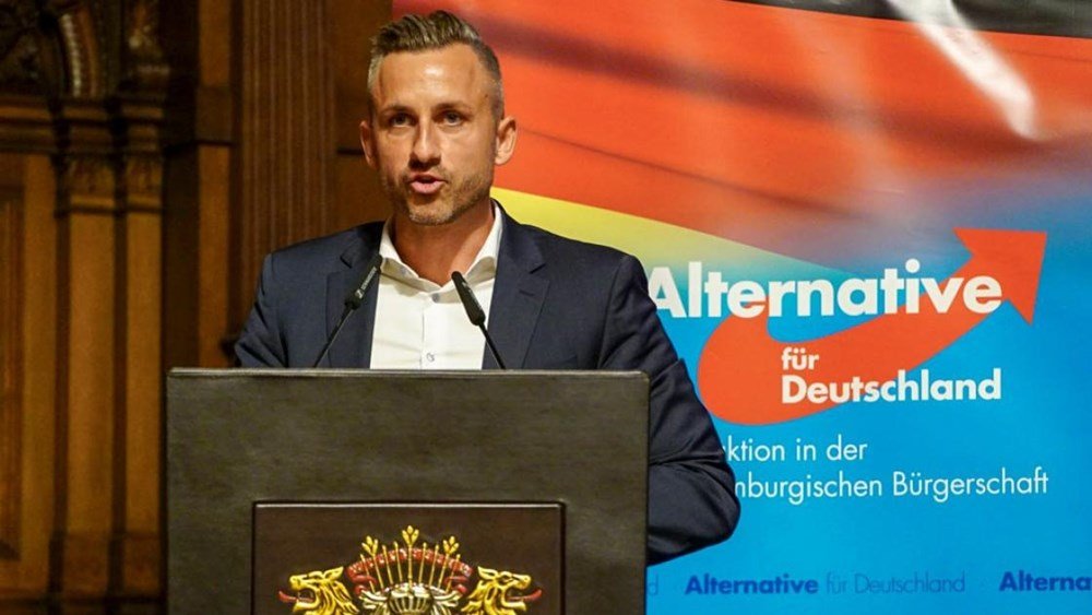 Σαξονία: Η AfD πάνω από το 40% στις δημοσκοπήσεις – Η ακροδεξιά προ των πυλών της εξουσίας – Τι τροφοδοτεί τα λαϊκιστικά κόμματα Σαξονία:-Η-afd-πάνω-από-το-40%-στις-δημοσκοπήσεις-–-Η-ακροδεξιά-προ-των-πυλών-της-εξουσίας-–-Τι-τροφοδοτεί-τα-λαϊκιστικά-κόμματα