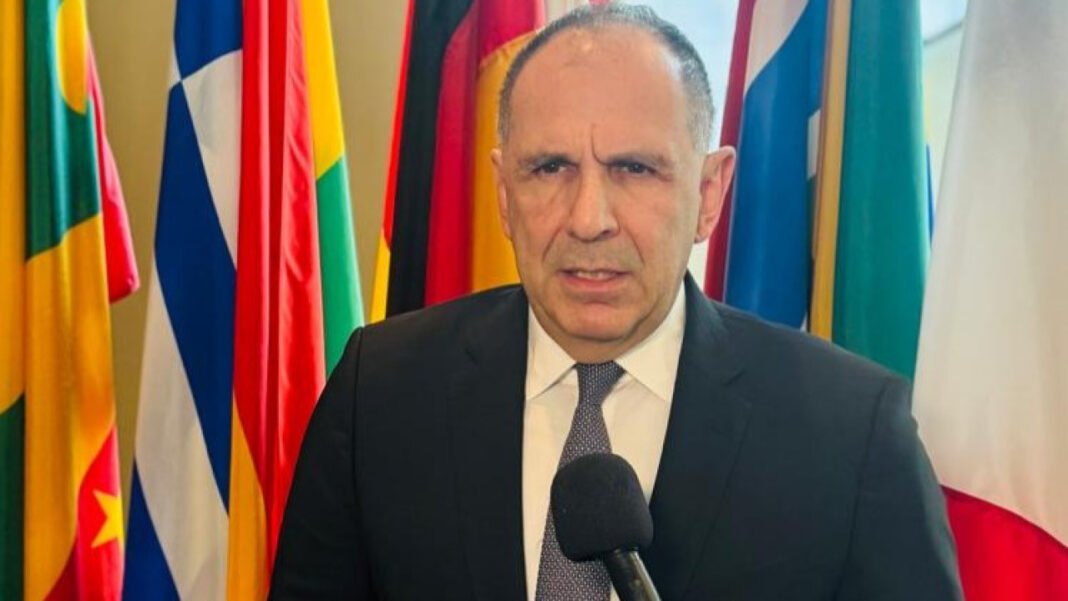 Γεραπετρίτης από Ιρλανδία: «Καμία δυνατότητα παραχώρησης σε σχέση με τους κανόνες της διεθνούς νομιμότητας» Γεραπετρίτης-από-Ιρλανδία:-«Καμία-δυνατότητα-παραχώρησης-σε-σχέση-με-τους-κανόνες-της-διεθνούς-νομιμότητας»