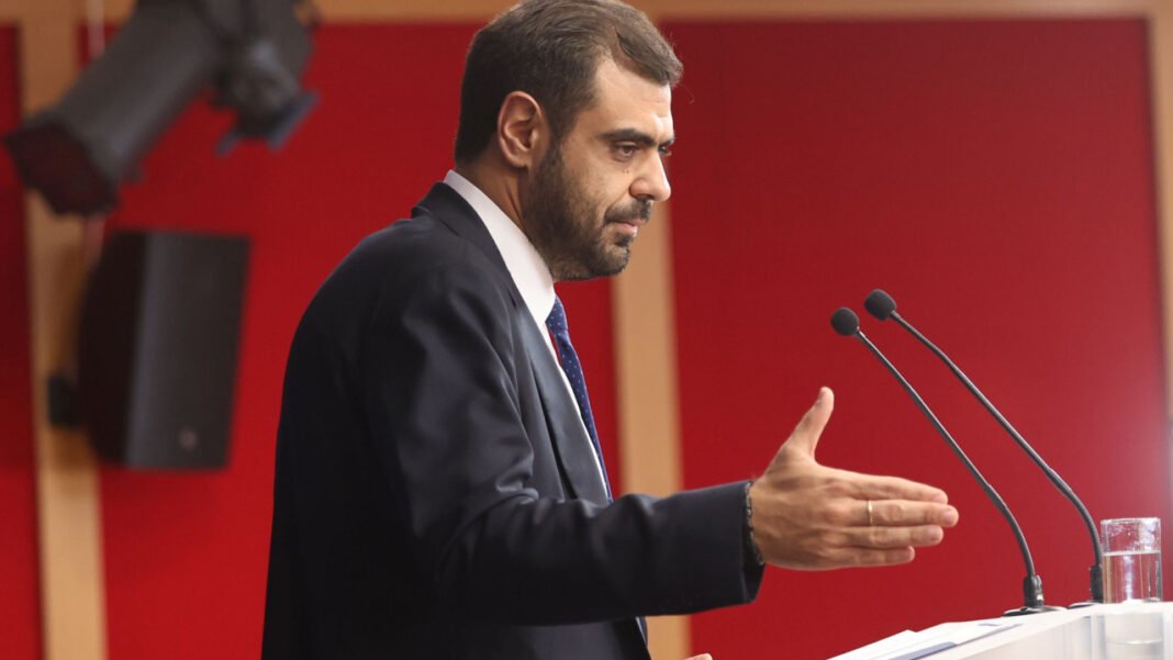 Μαρινάκης: Οι αυταπάτες του κ. Τσίπρα έχουν μετατραπεί σε πολιτικές απάτες Μαρινάκης:-Οι-αυταπάτες-του-κ.-Τσίπρα-έχουν-μετατραπεί-σε-πολιτικές-απάτες