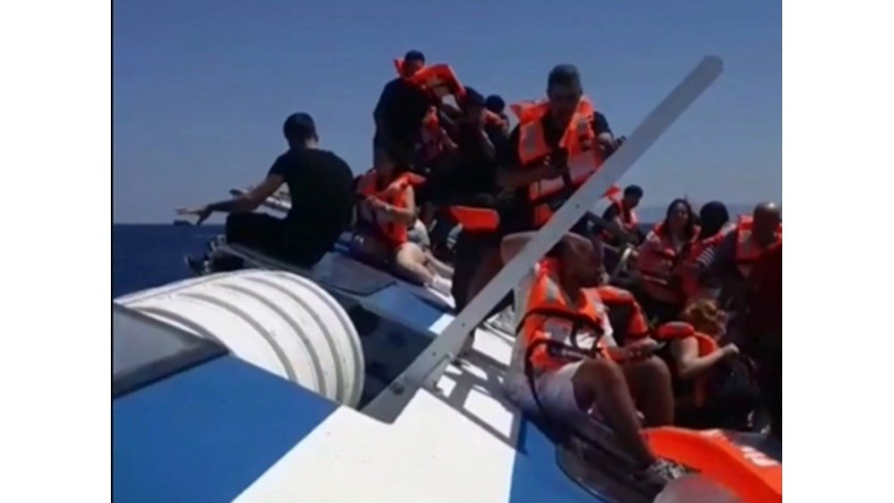 Ναυάγιο-στην-Κερύνεια:-Ανασύρθηκαν-ακόμη-δύο-σοροί-–-Στους-12-οι-νεκροί