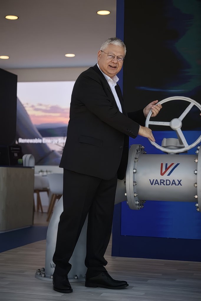 HELLENiQ ENERGY: Ο Vardax στο περίπτερο της 90ης ΔΕΘ helleniq-energy:-Ο-vardax-στο-περίπτερο-της-90ης-ΔΕΘ