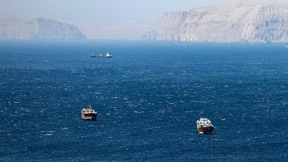Στενά του Ορμούζ – Φρουροί της Επανάστασης: Κατασχέσαμε αμερικανικό υποβρύχιο drone Στενά-του-Ορμούζ-–-Φρουροί-της-Επανάστασης:-Κατασχέσαμε-αμερικανικό-υποβρύχιο-drone