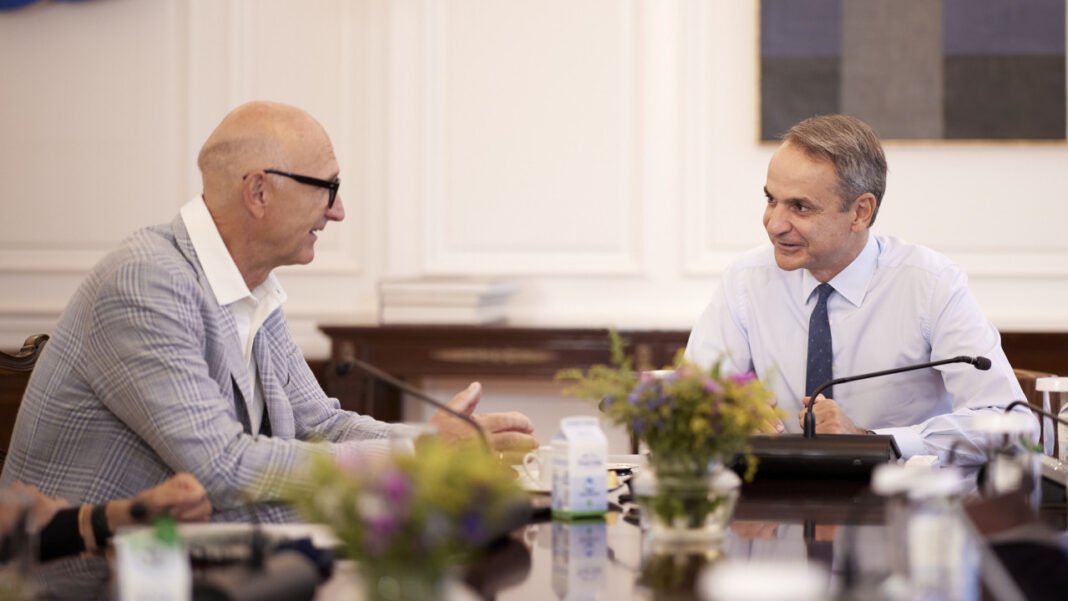 Συνάντηση-Μητσοτάκη-με-τον-ceo-της-telekom-–-Στο-επίκεντρο-τα-δίκτυα-οπτικών-ινών-και-το-5g