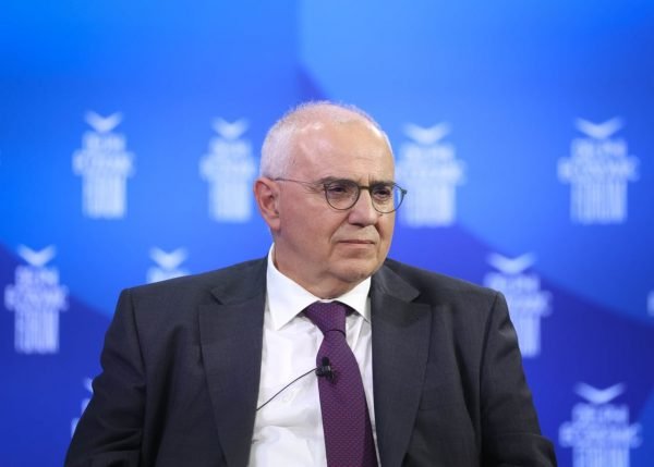Καραμούζης: Κίνητρα για να μεγαλώσουν οι ελληνικές επιχειρήσεις Καραμούζης:-Κίνητρα-για-να-μεγαλώσουν-οι-ελληνικές-επιχειρήσεις