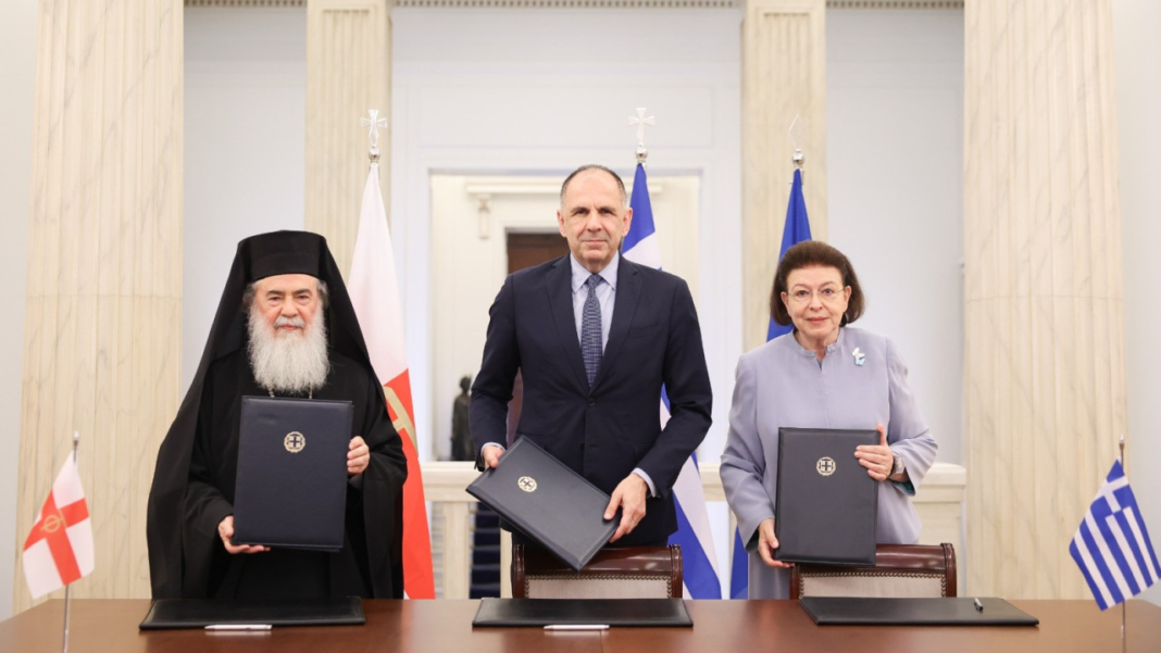 Κυρώθηκε Μνημόνιο Συνεργασίας μεταξύ ΥΠΕΞ, ΥΠΠΟ και Πατριαρχείου Ιεροσολύμων Κυρώθηκε-Μνημόνιο-Συνεργασίας-μεταξύ-ΥΠΕΞ,-ΥΠΠΟ-και-Πατριαρχείου-Ιεροσολύμων