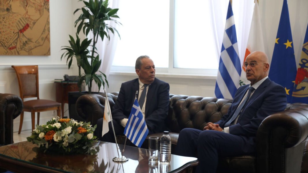 Συνάντηση Δένδια με τον Κύπριο ομόλογό του Βασίλη Πάλμα: Συζήτηση για Κυπριακό και «Ατζέντα 2030» Συνάντηση-Δένδια-με-τον-Κύπριο-ομόλογό-του-Βασίλη-Πάλμα:-Συζήτηση-για-Κυπριακό-και-«Ατζέντα-2030»