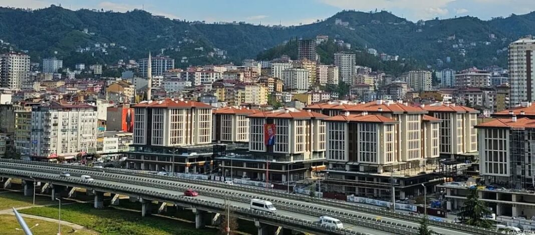“Πλησιάζουν οι εκλογές”: Τι σχεδιάζει ο Ερντογάν; “Πλησιάζουν-οι-εκλογές”:-Τι-σχεδιάζει-ο-Ερντογάν;