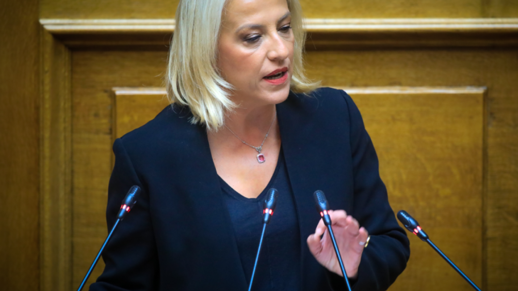 Δούρου: «Το νομοσχέδιο του Υπουργείου Εσωτερικών επιβεβαιώνει ότι η “αξιοκρατία” παραμένει άγνωστη λέξη» Δούρου:-«Το-νομοσχέδιο-του-Υπουργείου-Εσωτερικών-επιβεβαιώνει-ότι-η-“αξιοκρατία”-παραμένει-άγνωστη-λέξη»