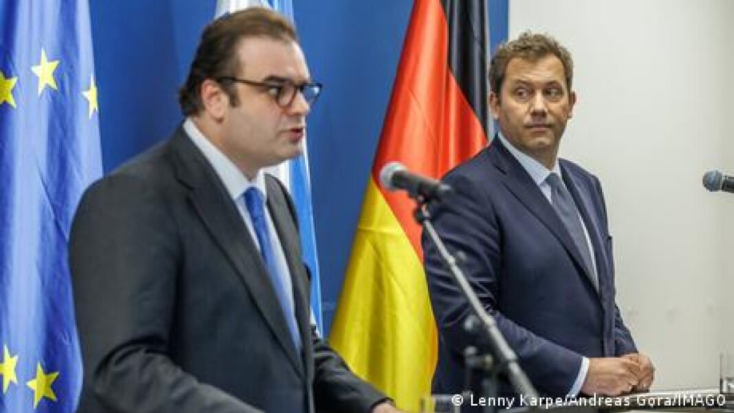 Όταν η Ελλάδα «ενθαρρύνει» μεταρρυθμίσεις στη Γερμανία Όταν-η-Ελλάδα-«ενθαρρύνει»-μεταρρυθμίσεις-στη-Γερμανία