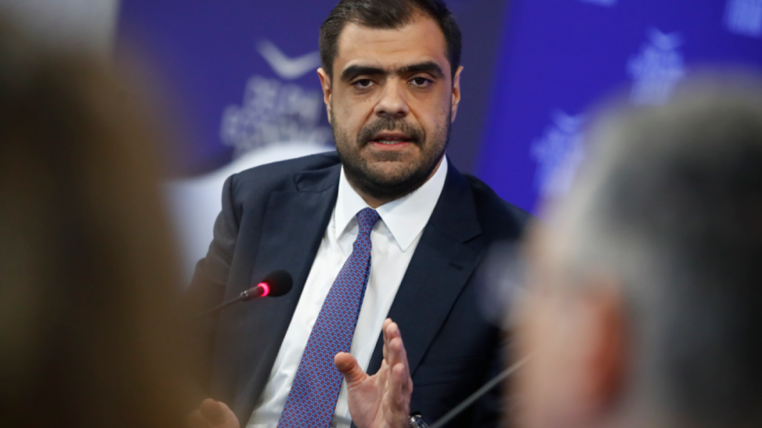 Αιχμές, γκρίνια και αντιδράσεις για το επίδομα ανεργίας Αιχμές,-γκρίνια-και-αντιδράσεις-για-το-επίδομα-ανεργίας