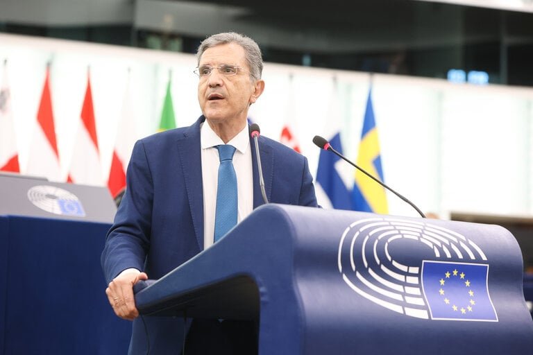 Γ. Αυτιάς: Κατεπείγουσα ερώτηση στην Κομισιόν για τις τιμές ενέργειας – Προτείνει ειδική ρήτρα στήριξης σε ρεύμα και καύσιμα Γ.-Αυτιάς:-Κατεπείγουσα-ερώτηση-στην-Κομισιόν-για-τις-τιμές-ενέργειας-–-Προτείνει-ειδική-ρήτρα-στήριξης-σε-ρεύμα-και-καύσιμα