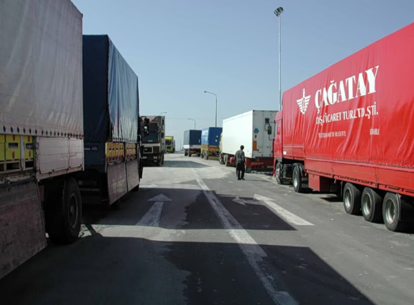 ΣΕΒΕ – ΣΒΕ: Άμεσα μέτρα για τις καθυστερήσεις στο Τελωνείο Κήπων ΣΕΒΕ-–-ΣΒΕ:-Άμεσα-μέτρα-για-τις-καθυστερήσεις-στο-Τελωνείο-Κήπων