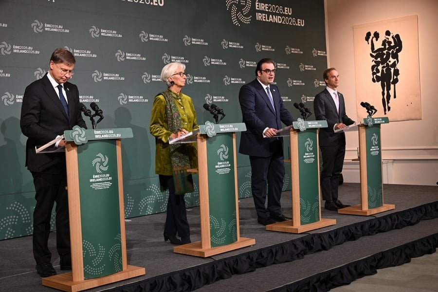 bloomberg: Στο τραπέζι έκτακτο eurogroup για το ενεργειακό bloomberg:-Στο-τραπέζι-έκτακτο-eurogroup-για-το-ενεργειακό
