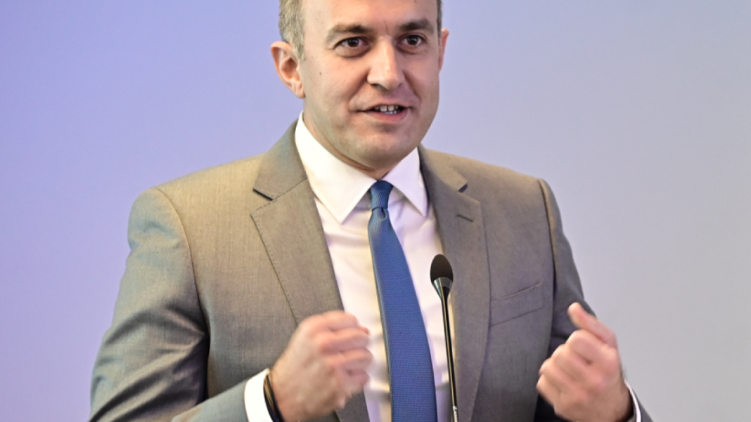 Τάσος Χατζηβασιλείου: Καμία απόφαση για την Ουκρανία δεν μπορεί να ληφθεί χωρίς το Κίεβο και την Ε.Ε. Τάσος-Χατζηβασιλείου:-Καμία-απόφαση-για-την-Ουκρανία-δεν-μπορεί-να-ληφθεί-χωρίς-το-Κίεβο-και-την-ΕΕ.