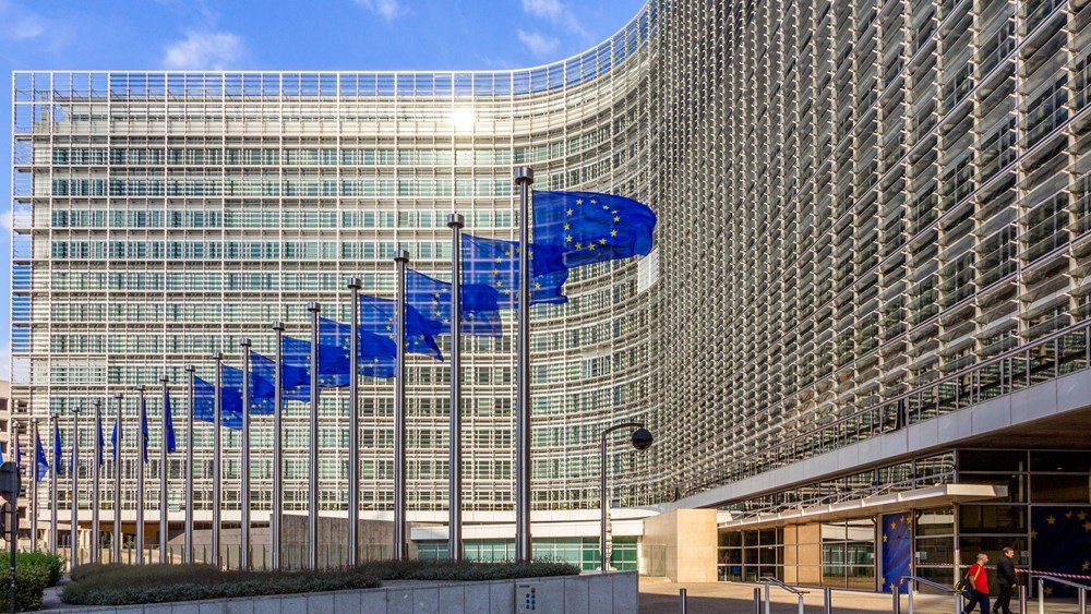 Κομισιόν: Ανησυχεί σχετικά με τα σχέδια των ΗΠΑ να απαγορεύσουν τις εξαγωγές ντίζελ Κομισιόν:-Ανησυχεί-σχετικά-με-τα-σχέδια-των-ΗΠΑ-να-απαγορεύσουν-τις-εξαγωγές-ντίζελ