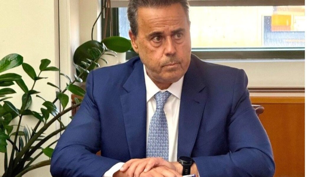 Στ.-Παπασταύρου-στην-Αρχιεπισκοπή-Αμερικής:-«Η-Εκκλησία-αποτελεί-άγκυρα-για-τον-Ελληνισμό»