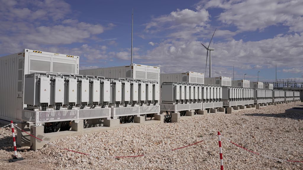 METLEN και Dolomiti Energia εγκαινίασαν το Erchie BESS στην Απουλία metlen-και-dolomiti-energia-εγκαινίασαν-το-erchie-bess-στην-Απουλία