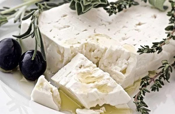Φέτα: Νέες ανατιμήσεις έως 9% από την 1η Οκτωβρίου Φέτα:-Νέες-ανατιμήσεις-έως-9%-από-την-1η-Οκτωβρίου