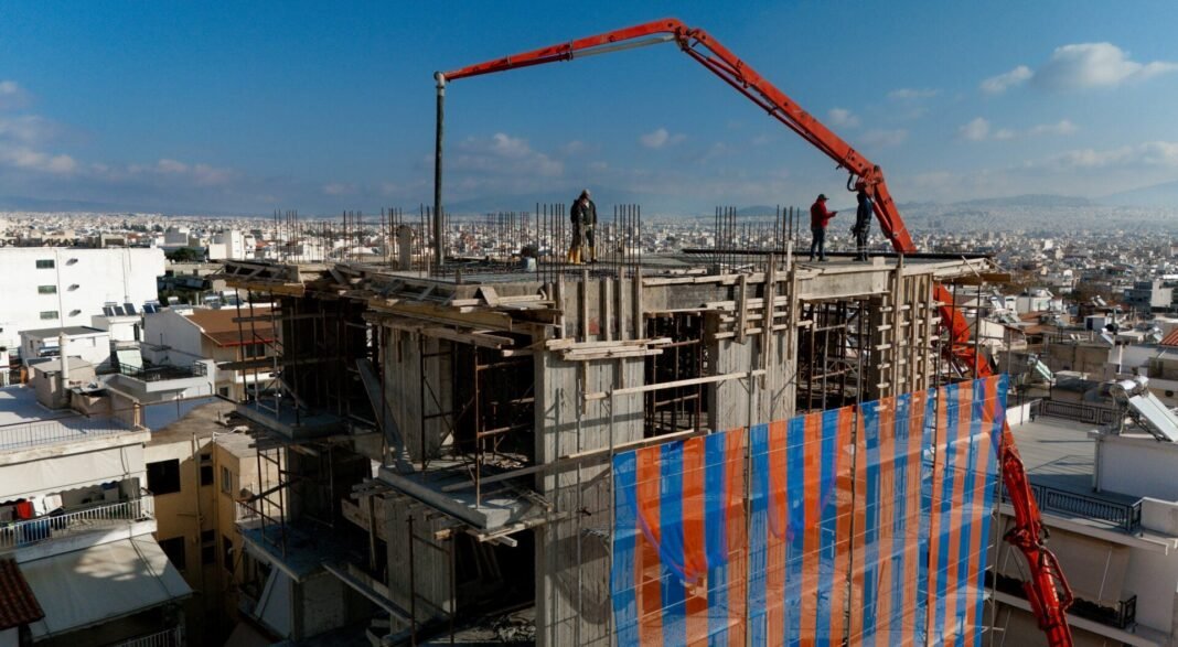 Θεαματική άνοδος της οικοδομικής δραστηριότητας τον Ιούνιο: «Άλμα» στις 21,5% στις άδειες Θεαματική-άνοδος-της-οικοδομικής-δραστηριότητας-τον-Ιούνιο:-«Άλμα»-στις-21,5%-στις-άδειες