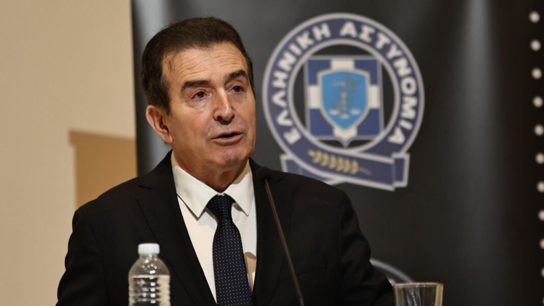 Χρυσοχοΐδης: Ανοιχτή εκδήλωση με τους πολίτες την Τετάρτη στο Περιστέρι Χρυσοχοΐδης:-Ανοιχτή-εκδήλωση-με-τους-πολίτες-την-Τετάρτη-στο-Περιστέρι