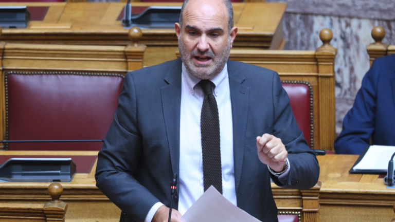 «Γαλάζια-κόντρα»-Βλάχου-Μαρκόπουλου-για-τους-δανειολήπτες:-«Είμαστε-εκτός-πραγματικότητας»-–-«Δεν-υπάρχουν-μαγικές-συνταγές»