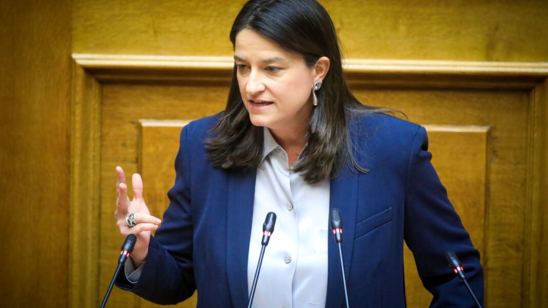 Νίκη Κεραμέως: «Ο κριτής όλων είναι ο ελληνικός λαός» – «Ποτέ δεν τέθηκε θέμα απειλής από τις ΗΠΑ» Νίκη-Κεραμέως:-«Ο-κριτής-όλων-είναι-ο-ελληνικός-λαός»-–-«Ποτέ-δεν-τέθηκε-θέμα-απειλής-από-τις-ΗΠΑ»