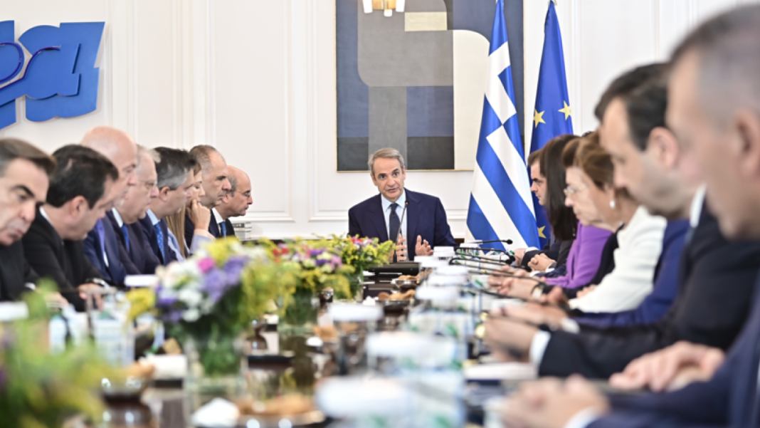 Υπουργικό Συμβούλιο: 20.870 προσλήψεις στο Δημόσιο το 2027 – Οι 12 προτεραιότητες Υπουργικό-Συμβούλιο:-20.870-προσλήψεις-στο-Δημόσιο-το-2027-–-Οι-12-προτεραιότητες