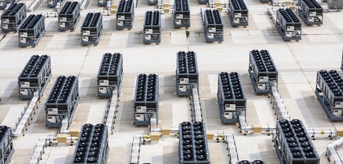 Ο κολοσσός Amazon δημιουργεί με τη ΔΕΗ το πρώτο giga data center στην Ελλάδα - Η σημασία και τα οφέλη του ιστορικού deal