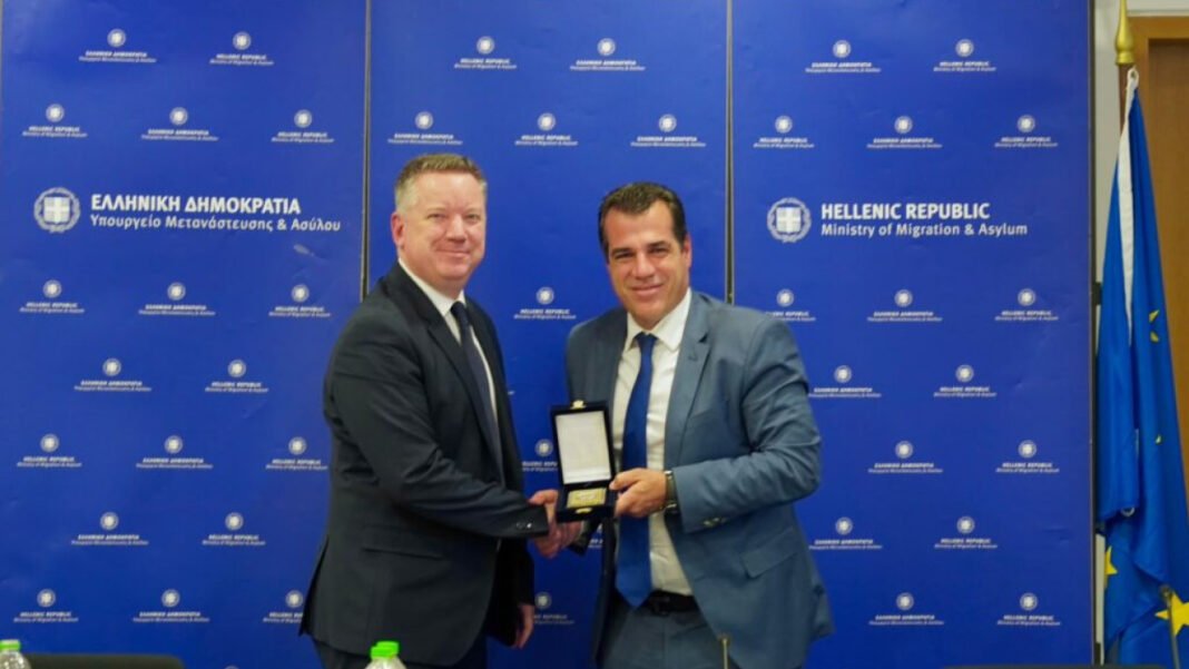 Ελλάδα–Ουγγαρία: Ενισχύουν τη συνεργασία για τη φύλαξη των συνόρων και τη μετανάστευση Ελλάδα–Ουγγαρία:-Ενισχύουν-τη-συνεργασία-για-τη-φύλαξη-των-συνόρων-και-τη-μετανάστευση