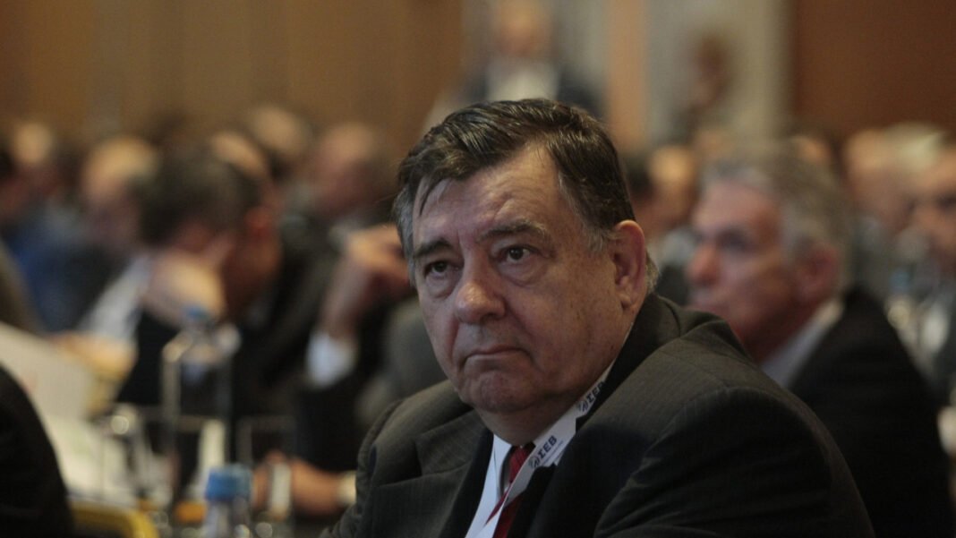 Καρατζαφέρης για Καμπούρη: Προκαλεί καιρό, με διάφορα πράγματα Μεταξύ των συλληφθέντων αυτοί που με διέγραψαν Καρατζαφέρης-για-Καμπούρη:-Προκαλεί-καιρό,-με-διάφορα-πράγματα-Μεταξύ-των-συλληφθέντων-αυτοί-που-με-διέγραψαν