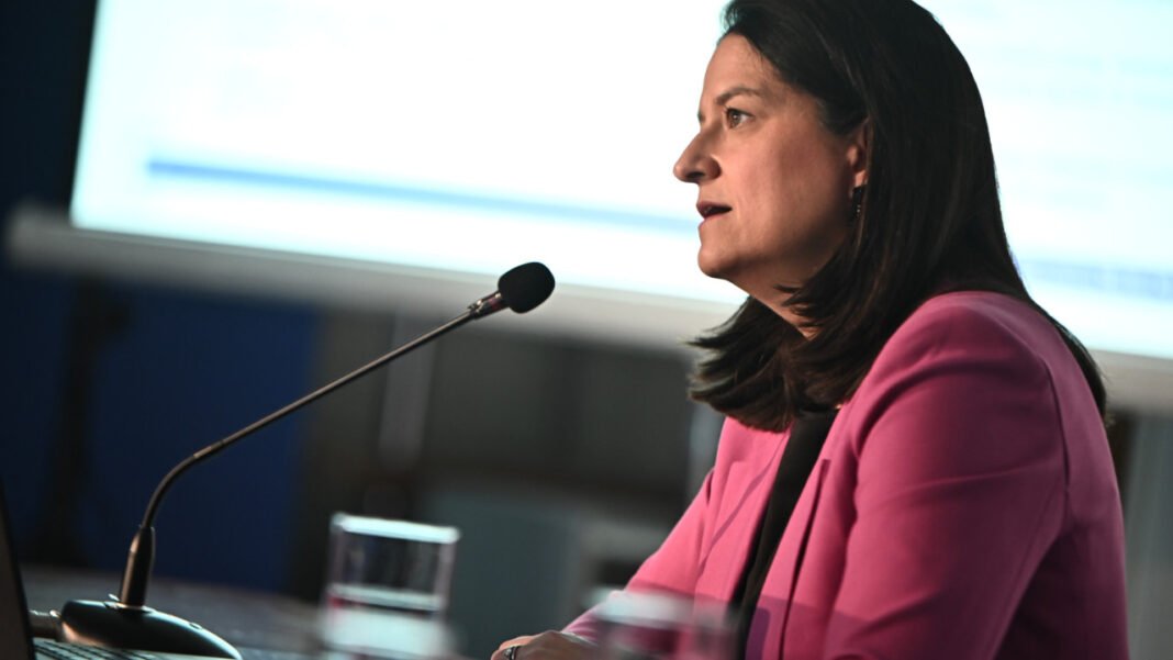 Κεραμέως: Ιστορικό υψηλό στην απασχόληση – Βάζουμε φρένο στην ανεξέλεγκτη χρήση της τεχνητής νοημοσύνης Κεραμέως:-Ιστορικό-υψηλό-στην-απασχόληση-–-Βάζουμε-φρένο-στην-ανεξέλεγκτη-χρήση-της-τεχνητής-νοημοσύνης