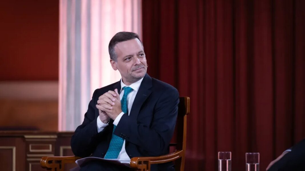 xάρης Δούκας: «Να μη γίνει η Αθήνα Βαρκελώνη» – Πρόβλημα ο υπερτουρισμός και το στεγαστικό xάρης-Δούκας:-«Να-μη-γίνει-η-Αθήνα-Βαρκελώνη»-–-Πρόβλημα-ο-υπερτουρισμός-και-το-στεγαστικό