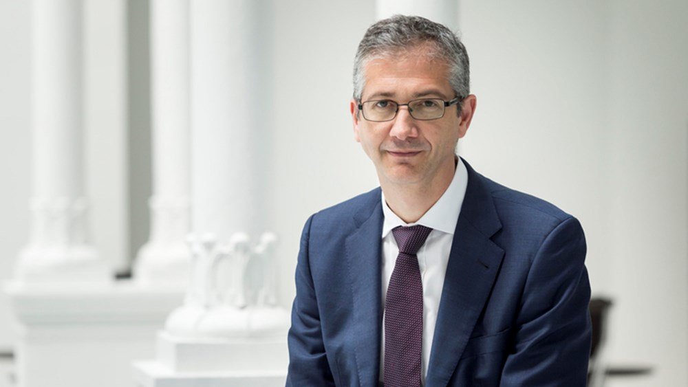 Ισπανία: Ο ηγέτης της αντιπολίτευσης στηρίζει τον Ντε Κος ως διάδοχο της Λαγκάρντ Ισπανία:-Ο-ηγέτης-της-αντιπολίτευσης-στηρίζει-τον-Ντε-Κος-ως-διάδοχο-της-Λαγκάρντ