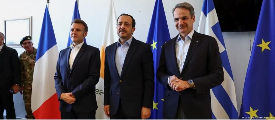 Καλώδιο Ελλάδας – Ισραήλ: Στο Παρίσι τα βλέμματα Καλώδιο-Ελλάδας-–-Ισραήλ:-Στο-Παρίσι-τα-βλέμματα