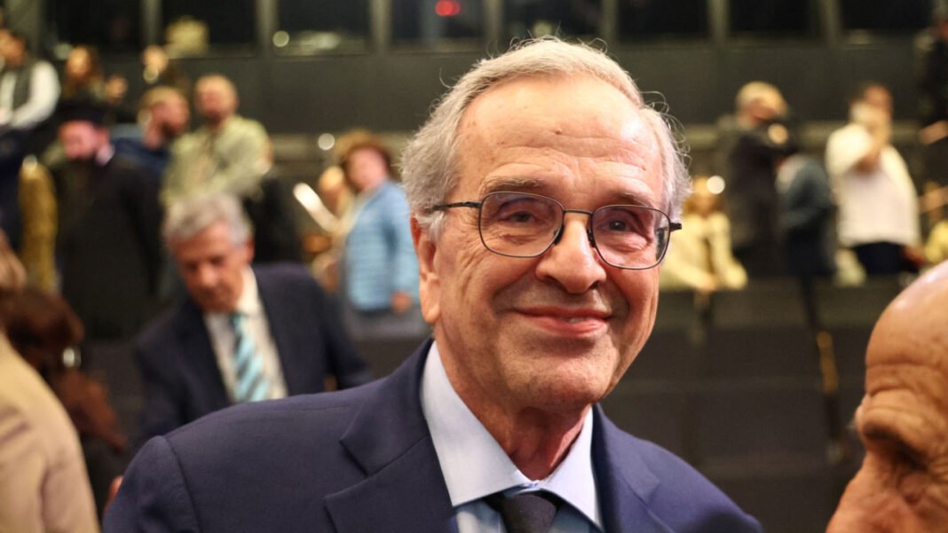 Σαμαράς: Βολές κατά της κυβέρνησης και τρία μέτρα για τις μικρομεσαίες επιχειρήσεις Σαμαράς:-Βολές-κατά-της-κυβέρνησης-και-τρία-μέτρα-για-τις-μικρομεσαίες-επιχειρήσεις