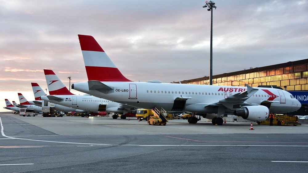 Austrian Airlines: Κανένας κίνδυνος στο αεροσκάφος που προσγειώθηκε στη Βουλγαρία ύστερα από απειλή για βόμβα austrian-airlines:-Κανένας-κίνδυνος-στο-αεροσκάφος-που-προσγειώθηκε-στη-Βουλγαρία-ύστερα-από-απειλή-για-βόμβα