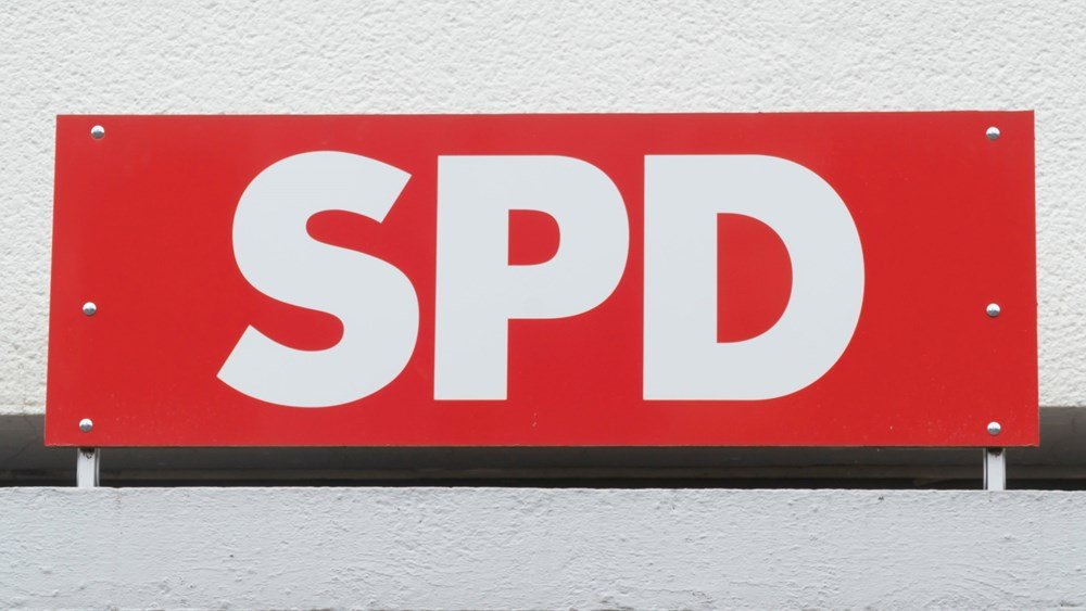 Γερμανία: Το SPD ξεκινά συνομιλίες για συνασπισμό με την Αριστερά και τους Πράσινους στο Βερολίνο Γερμανία:-Το-spd-ξεκινά-συνομιλίες-για-συνασπισμό-με-την-Αριστερά-και-τους-Πράσινους-στο-Βερολίνο