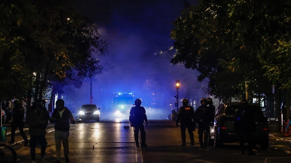 Η αναταραχή στη Γαλλία μεταφράζεται σε πολιτικά κέρδη για την ακροδεξιά από την εκτόξευση των τιμών των καυσίμων Η-αναταραχή-στη-Γαλλία-μεταφράζεται-σε-πολιτικά-κέρδη-για-την-ακροδεξιά-από-την-εκτόξευση-των-τιμών-των-καυσίμων