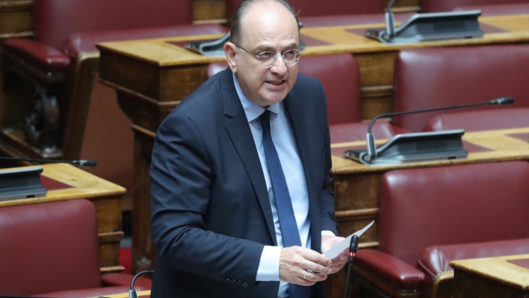 Λαζαρίδης: Σέβομαι τη Ν. Γιαννακοπούλου, την τιμώ και της ζητώ συγγνώμη Λαζαρίδης:-Σέβομαι-τη-Ν.-Γιαννακοπούλου,-την-τιμώ-και-της-ζητώ-συγγνώμη