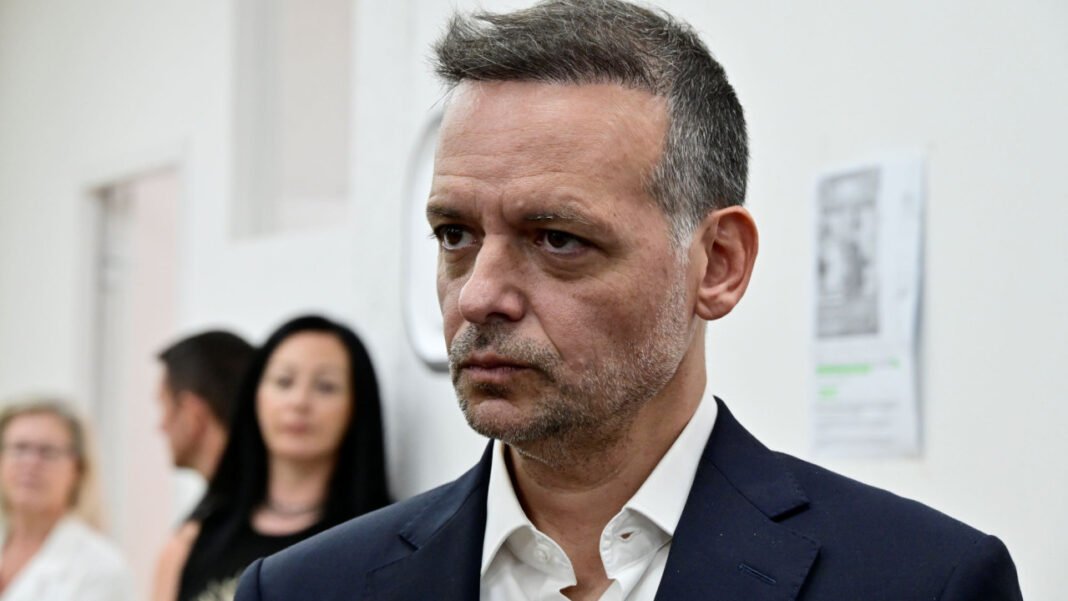 Δούκας για Γκράβα: Ζητά την παρουσία Ζαχαράκη και Στασινού στο Δημοτικό Συμβούλιο – «Απαιτούνται άμεσες ενέργειες» Δούκας-για-Γκράβα:-Ζητά-την-παρουσία-Ζαχαράκη-και-Στασινού-στο-Δημοτικό-Συμβούλιο-–-«Απαιτούνται-άμεσες-ενέργειες»