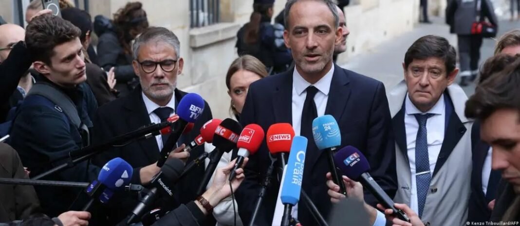 Γάλλοι Σοσιαλιστές: Το χρίσμα στον Γκλυκσμάν ως σοσιαλφιλελεύθερο διάδοχο του Μακρονισμού Γάλλοι-Σοσιαλιστές:-Το-χρίσμα-στον-Γκλυκσμάν-ως-σοσιαλφιλελεύθερο-διάδοχο-του-Μακρονισμού