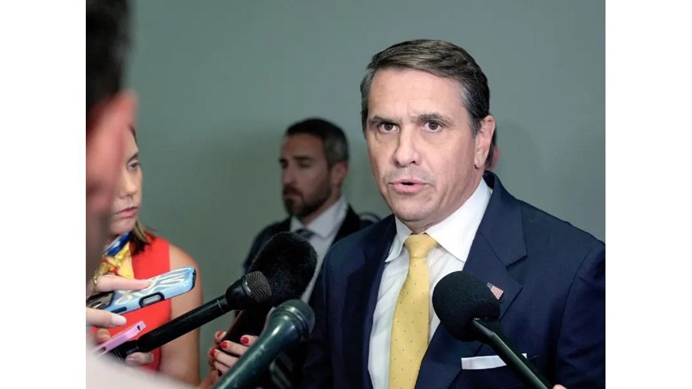 Μπλανς: “Ο Τραμπ δεν προσπαθεί να αναλάβει τον έλεγχο των πολιτειακών εκλογών” Μπλανς:-“Ο-Τραμπ-δεν-προσπαθεί-να-αναλάβει-τον-έλεγχο-των-πολιτειακών-εκλογών”