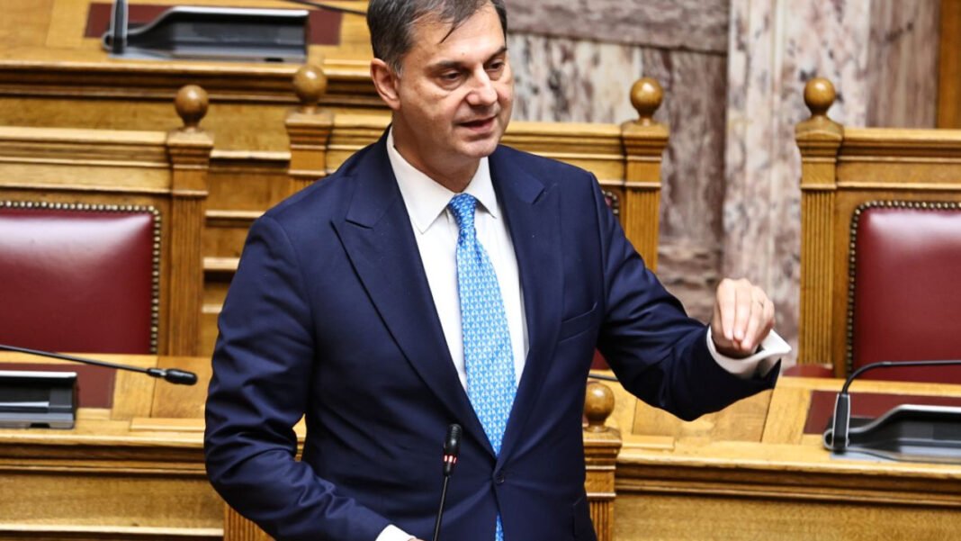 Χ. Θεοχάρης για συγκέντρωση σε Αθηναϊκή Λέσχη: «Δεν έγινε καμία μυστική συνάντηση» Χ.-Θεοχάρης-για-συγκέντρωση-σε-Αθηναϊκή-Λέσχη:-«Δεν-έγινε-καμία-μυστική-συνάντηση»