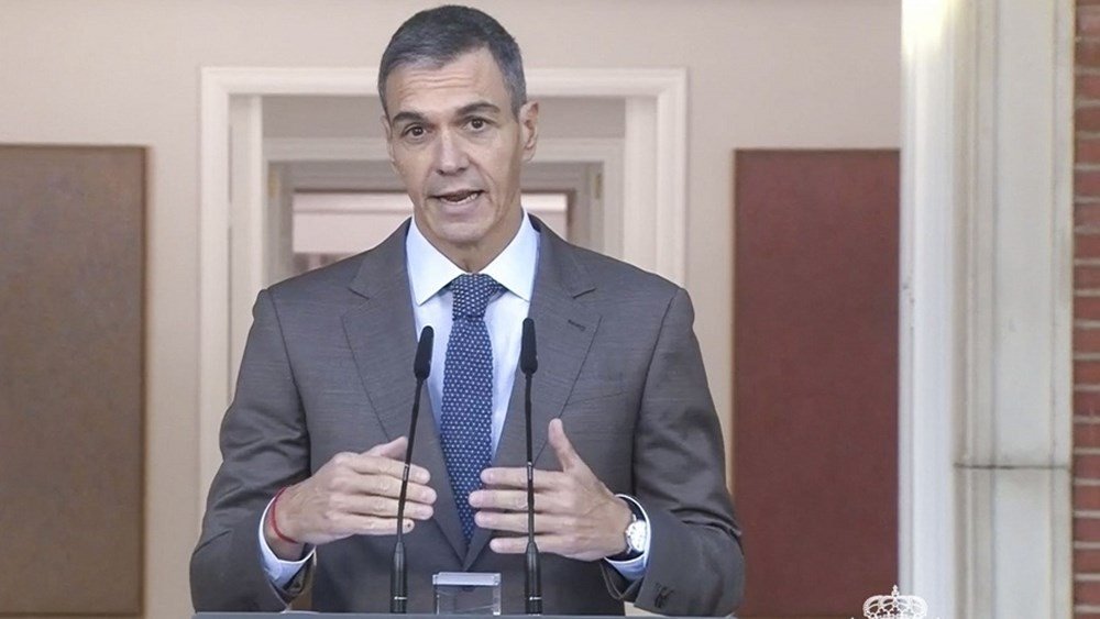 Π. Σάντσεθ: Όλη η Ισπανία πενθεί – Μη αποδεκτό για τη χώρα να βιώνει δύο σιδηροδρομικά δυστυχήματα την ίδια χρονιά Π.-Σάντσεθ:-Όλη-η-Ισπανία-πενθεί-–-Μη-αποδεκτό-για-τη-χώρα-να-βιώνει-δύο-σιδηροδρομικά-δυστυχήματα-την-ίδια-χρονιά