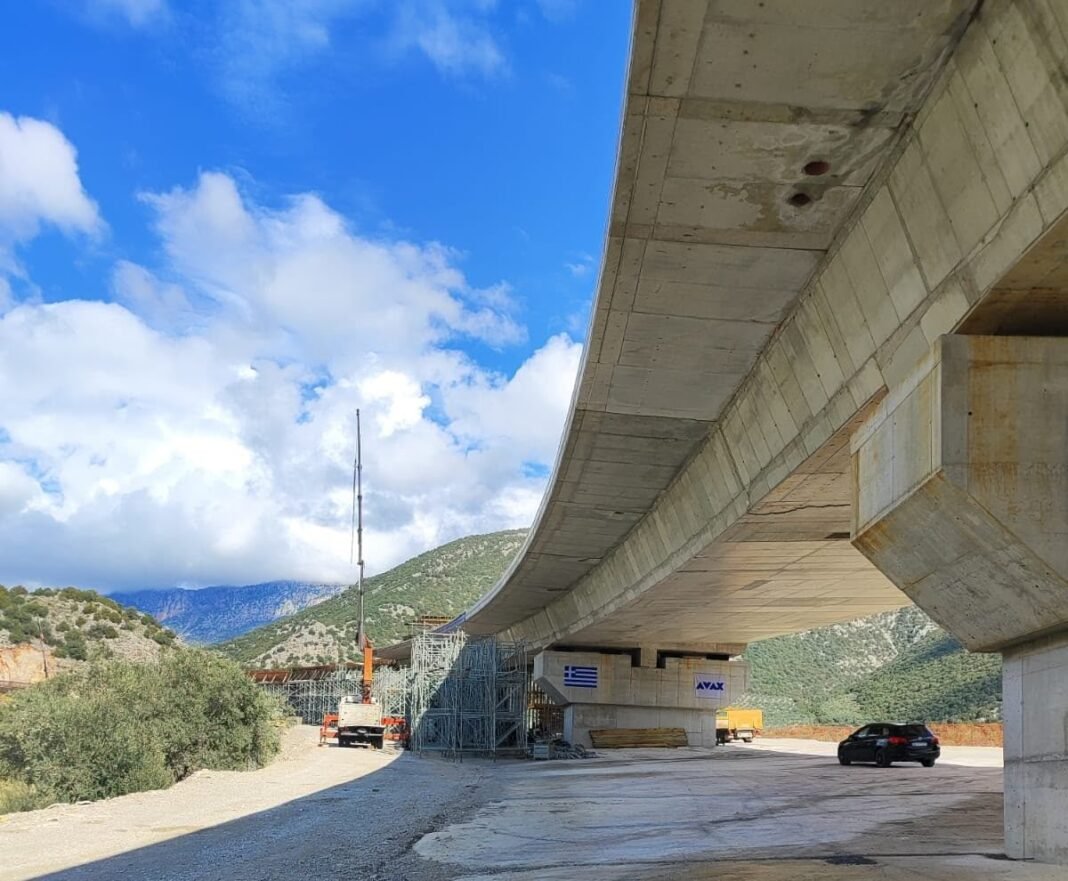 Στον υπό κατασκευή αυτοκινητόδρομο Μπράλος Άμφισσα ο υπουργός Υποδομών Στον-υπό-κατασκευή-αυτοκινητόδρομο-Μπράλος-Άμφισσα-ο-υπουργός-Υποδομών