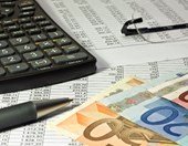 Γιατί η μείωση των εισφορών θα γίνει στους μισθούς και όχι στους εργοδότες - Ποια είναι τα οφέλη